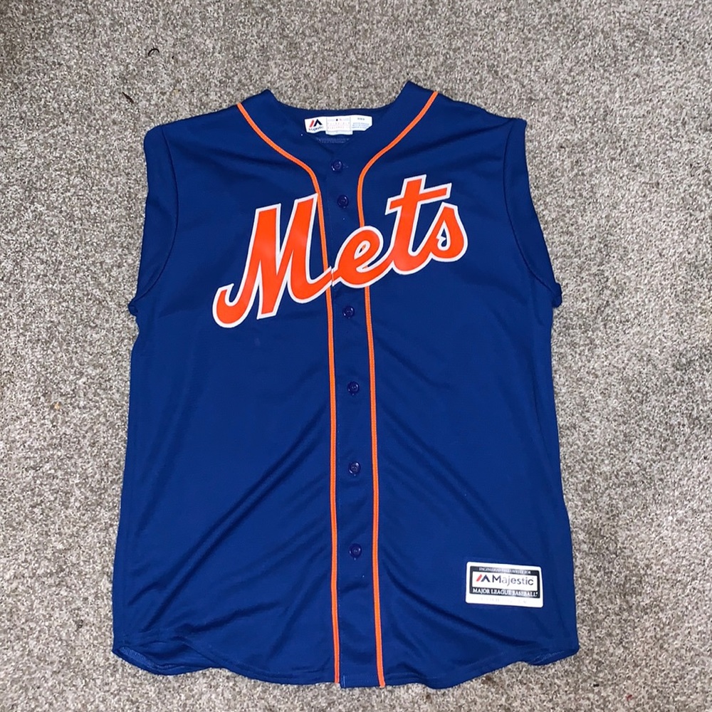 Men’s baseball jersey